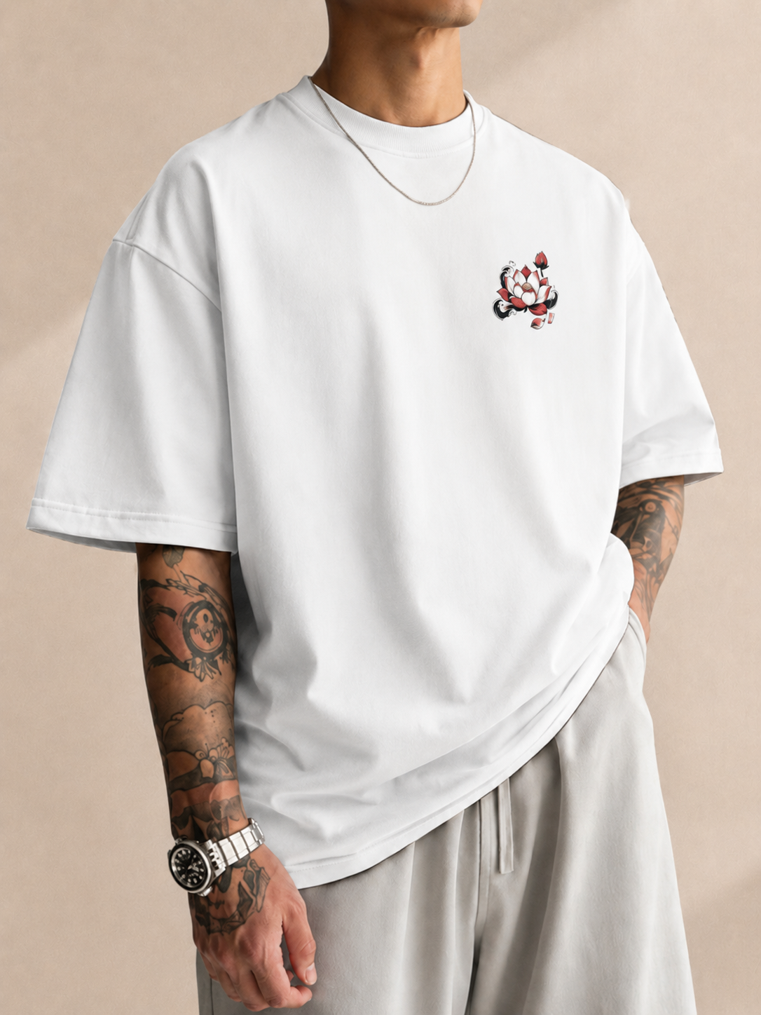 Playera Koi blanca, vista frontal