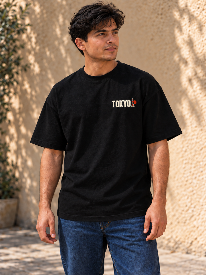 TOUR RELAX COUNTRY Tokyo, playera negra, frente